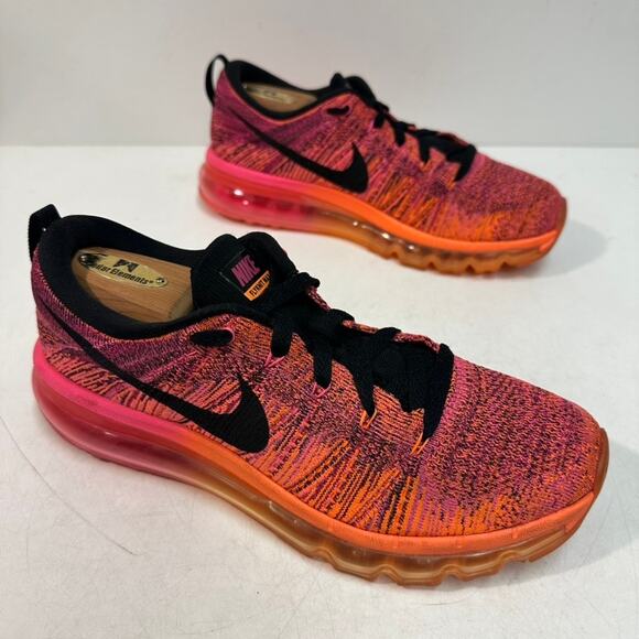 EUC Nike WMNS Flyknit Air Max Total Orange/Black/Pink/Fireberry Running Shoe 9 - Picture 4 of 12